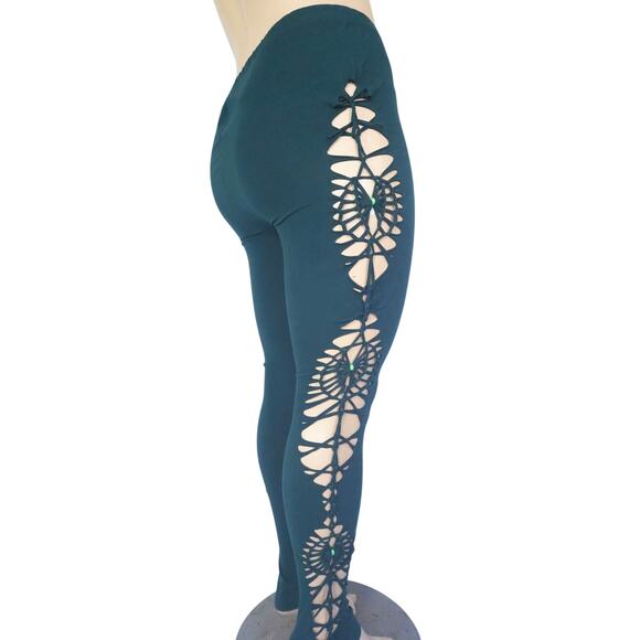 EMERALD VINES - 3XL - Leggings - Deep Green with Cute Side Cuts - Picture 7 of 7